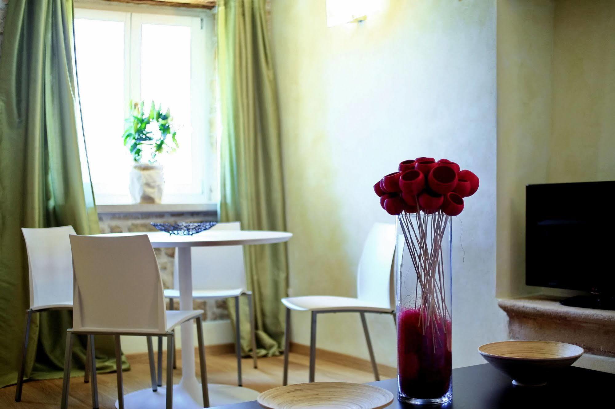 Angelo D'Oro Apartment Monte 로비니 외부 사진